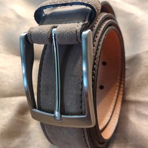 Joseph Abboud tan suede men's belt. Size 40. Worn twice.